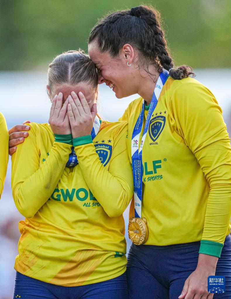 德球颁奖仪, 式举行, entit 德球颁奖仪, 式举行, entit