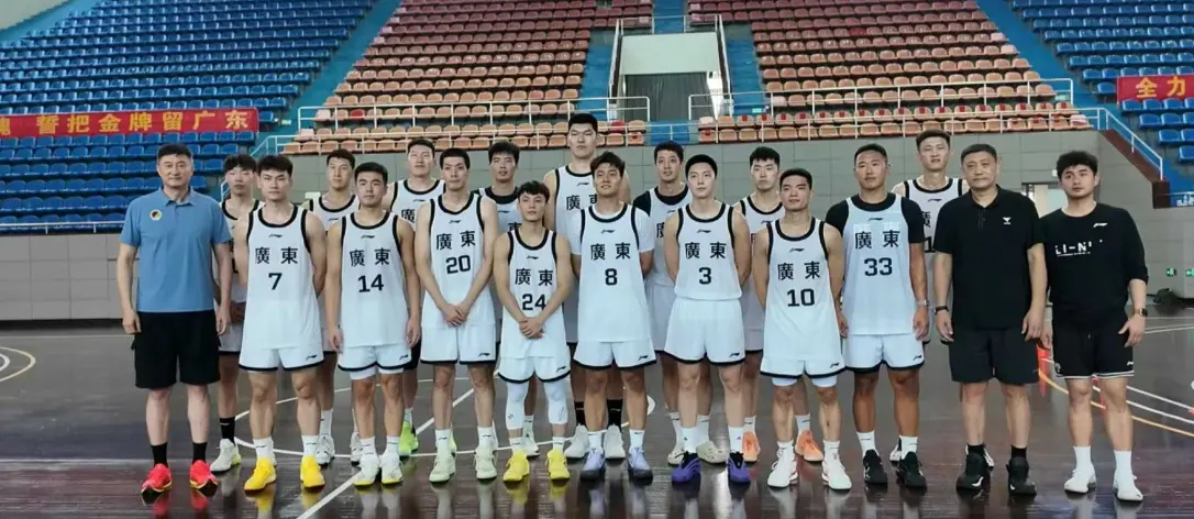 都请不要再, 很多球迷表 都请不要再, 很多球迷表