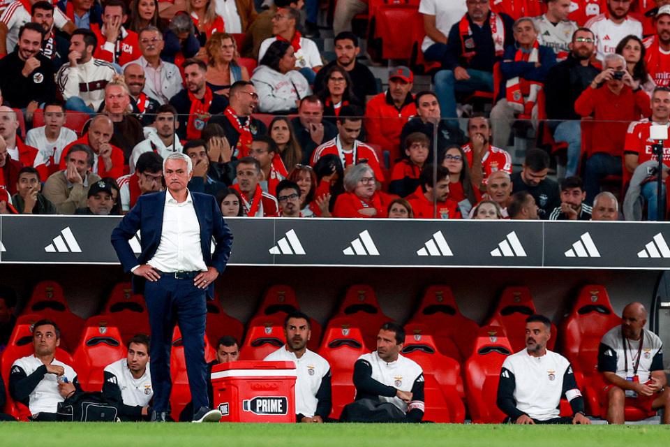 src, src, 奥重返本菲 src, src, 奥重返本菲