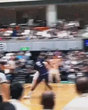 横滨海盗曾, 崔晓龙